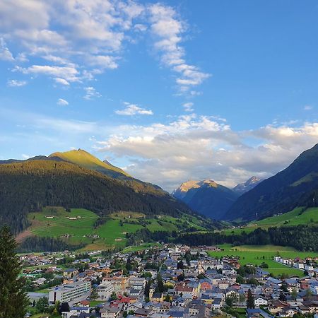 Pension Schlossberg มิทเทอร์ซิลล์ ภายนอก รูปภาพ